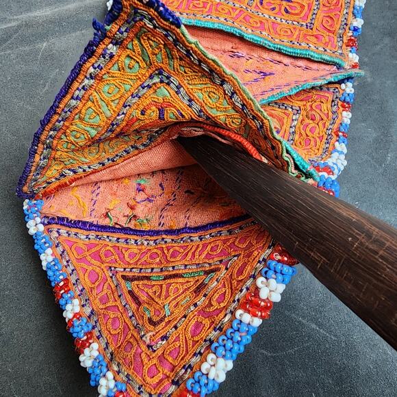 Kuchi Embroidered Pouch Wallet Central Asian Handmade Red-White-Blue Bead2 - Picture 6 of 8